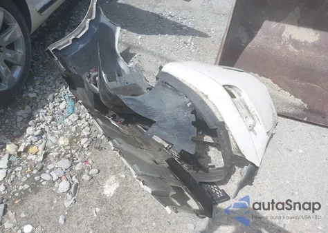 2013 Buick Lacrosse z USA, uszkodzony, nr VIN 1G4GH5E3XDF206836